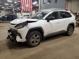 Toyota Rav4 LE 2.5L 4 2025