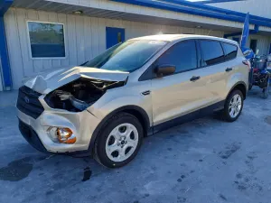 Ford Escape S 2.5L 4 2017
