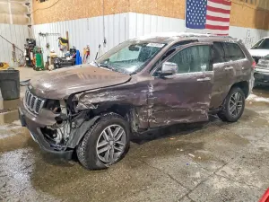Jeep Grand Cherokee LIMITED 5.7L 8 2017