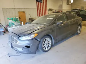 Ford Fusion SE 2.5L 4 2019