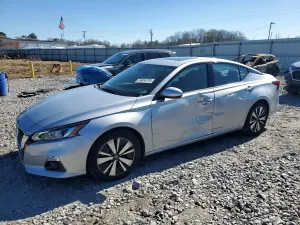 Nissan Altima 2.5L 4 2019