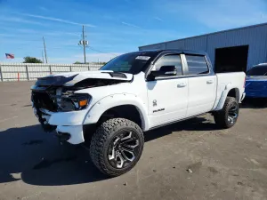 RAM 1500 BIG HORN/LONE STAR 5.7L 8 2022