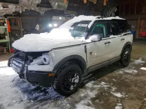 Ford Bronco 2.0L 4 2025