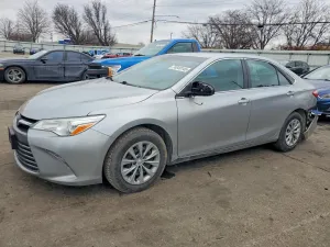 Toyota Camry LE 2.5L 4 2015