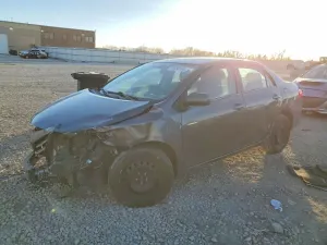Toyota Corolla BASE 1.8L 4 2013