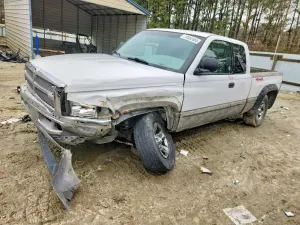 Dodge RAM 5.9L 8 2001