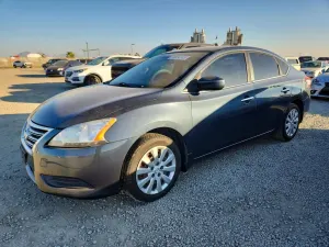 Nissan Sentra S 1.8L 4 2015