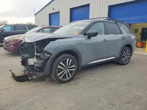 Nissan Pathfinder PLATINUM 3.5L 6 2022