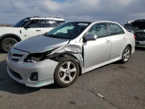 Toyota Corolla BASE 1.8L 4 2011