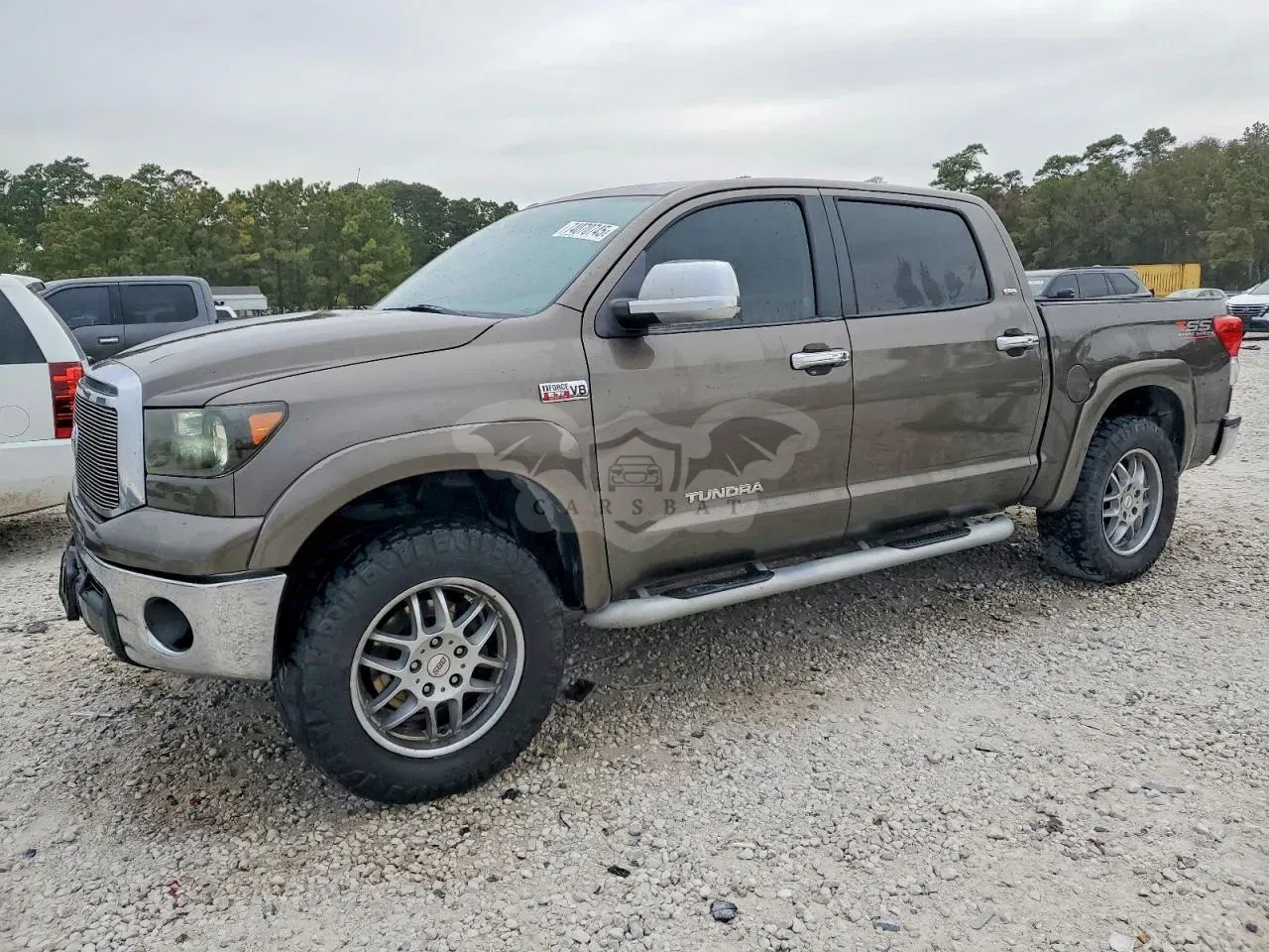 Toyota Tundra CREWMAX SR5 5.7L 8 2011