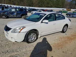 Nissan Altima BASE 2.5L 4 2011