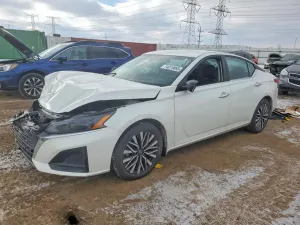 Nissan Altima SV 2.5L 4 2024
