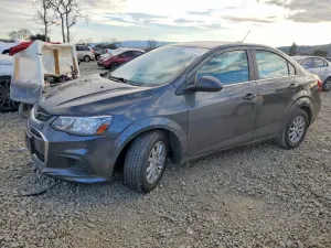 Chevrolet Aveo (Sonic) LT 1.4L 4 2020