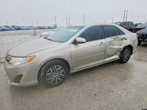 Toyota Camry L 2.5L 4 2014