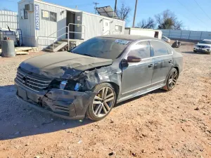 Volkswagen Passat R-LINE 1.8L 4 2017