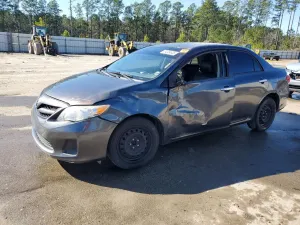Toyota Corolla BASE 1.8L 4 2012