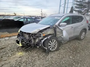 Nissan Rogue SV 2.5L 4 2017