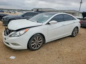 Hyundai Sonata SE 2.0L 4 2012