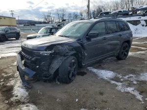 Jeep Grand Cherokee LAREDO 3.6L 6 2023