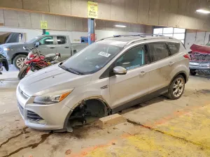 Ford Escape TITANIUM 2.0L 4 2013