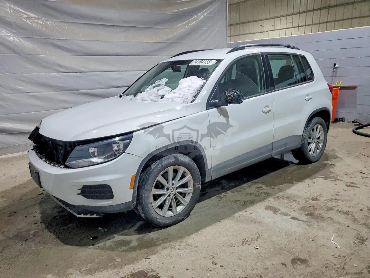 Volkswagen Tiguan S 2.0L 4 2017