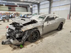Dodge Challenger SXT 3.6L 6 2015