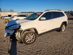 Jeep Cherokee LIMITED 2.4L 4 2015