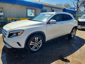 Mercedes-Benz GLA 250 4MATIC 2.0L 4 2015