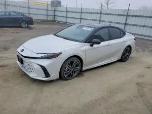 Toyota Camry XSE 2.5L 4 2025