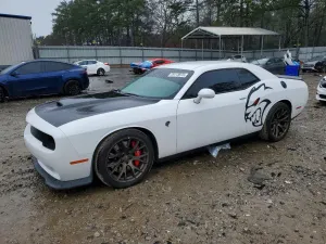 Dodge Challenger SRT HELLCAT 6.2L 8 2016