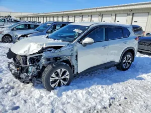 Nissan Rogue 2.5L 4 2021