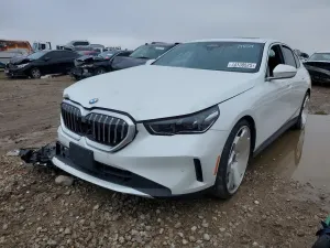 BMW 5 Series XI 2.0L 4 2025