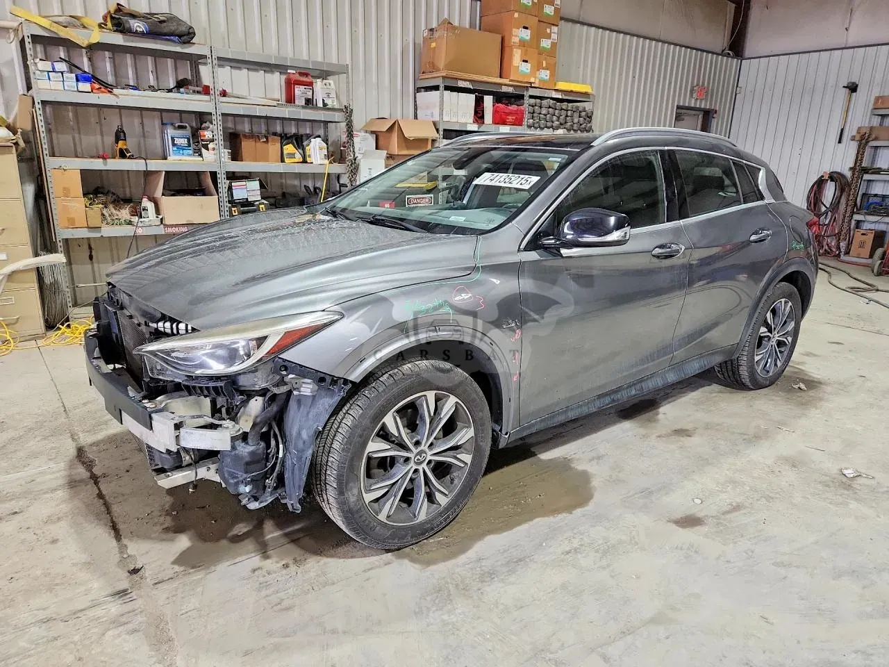 Infiniti QX30 BASE 2.0L 4 2017