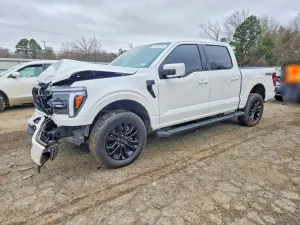 Ford F-150 LARIAT 5.0L 8 2025