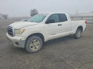 Toyota Tundra DOUBLE CAB SR5 4.6L 8 2011