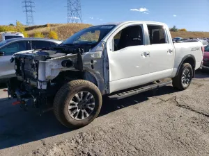 Nissan Titan SV 5.6L 8 2023