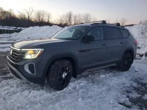 Volkswagen Atlas PEAK EDITION SEL 2.0L 4 2024
