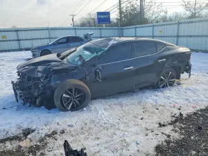 Nissan Maxima SV 3.5L 6 2022