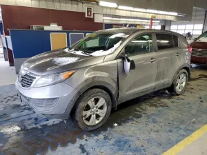 Kia Sportage LX 2.4L 4 2013
