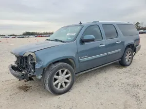 GMC Yukon DENALI 6.2L 8 2008
