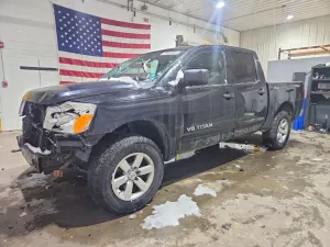Nissan Titan S 5.6L 8 2012