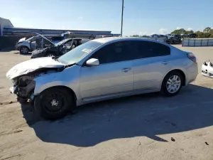 Nissan Altima BASE 2.5L 4 2012