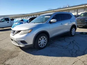 Nissan Rogue S 2.5L 4 2015