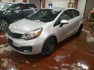 Kia Rio 1.6L 4 2013