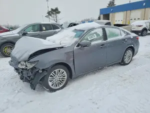 Lexus ES 3.5L 6 2015