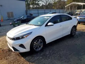 Kia Cerato / Forte / K3 LX 2.0L 4 2024