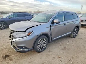 Mitsubishi Outlander SE 2.4L 4 2019