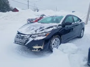 Nissan Sentra S 2.0L 4 2025
