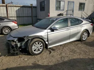 Toyota Camry XSE 2.5L 4 2025