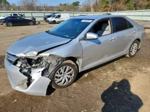 Toyota Camry L 2.5L 4 2014